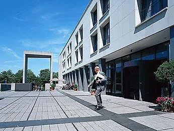 Mercure Kaiserthermen 3*